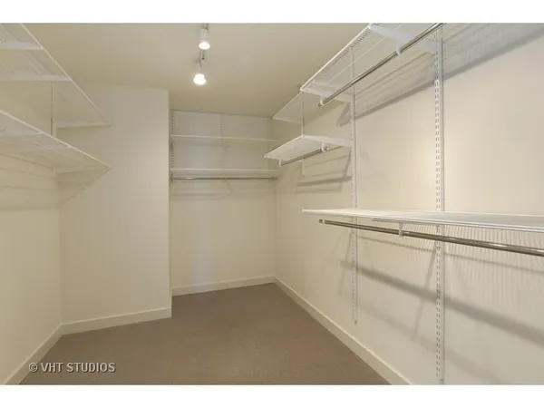 $4,500 | 250 East Pearson Street, Unit 1006, Chicago, IL 60611