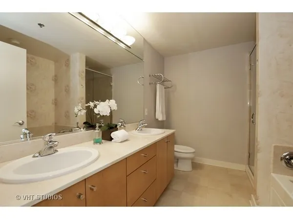 $4,500 | 250 East Pearson Street, Unit 1006, Chicago, IL 60611
