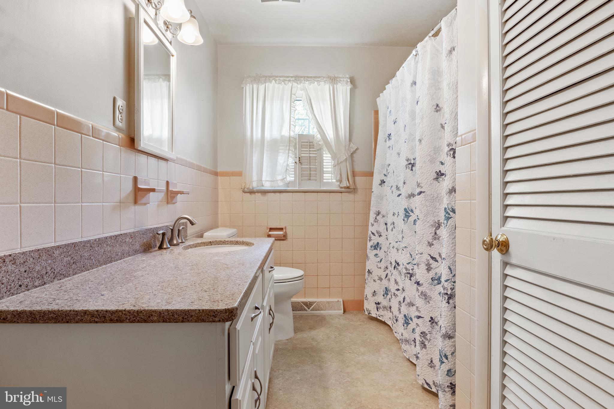 2254 Sycamore Road York, PA 17408 - Photo 28 of 37