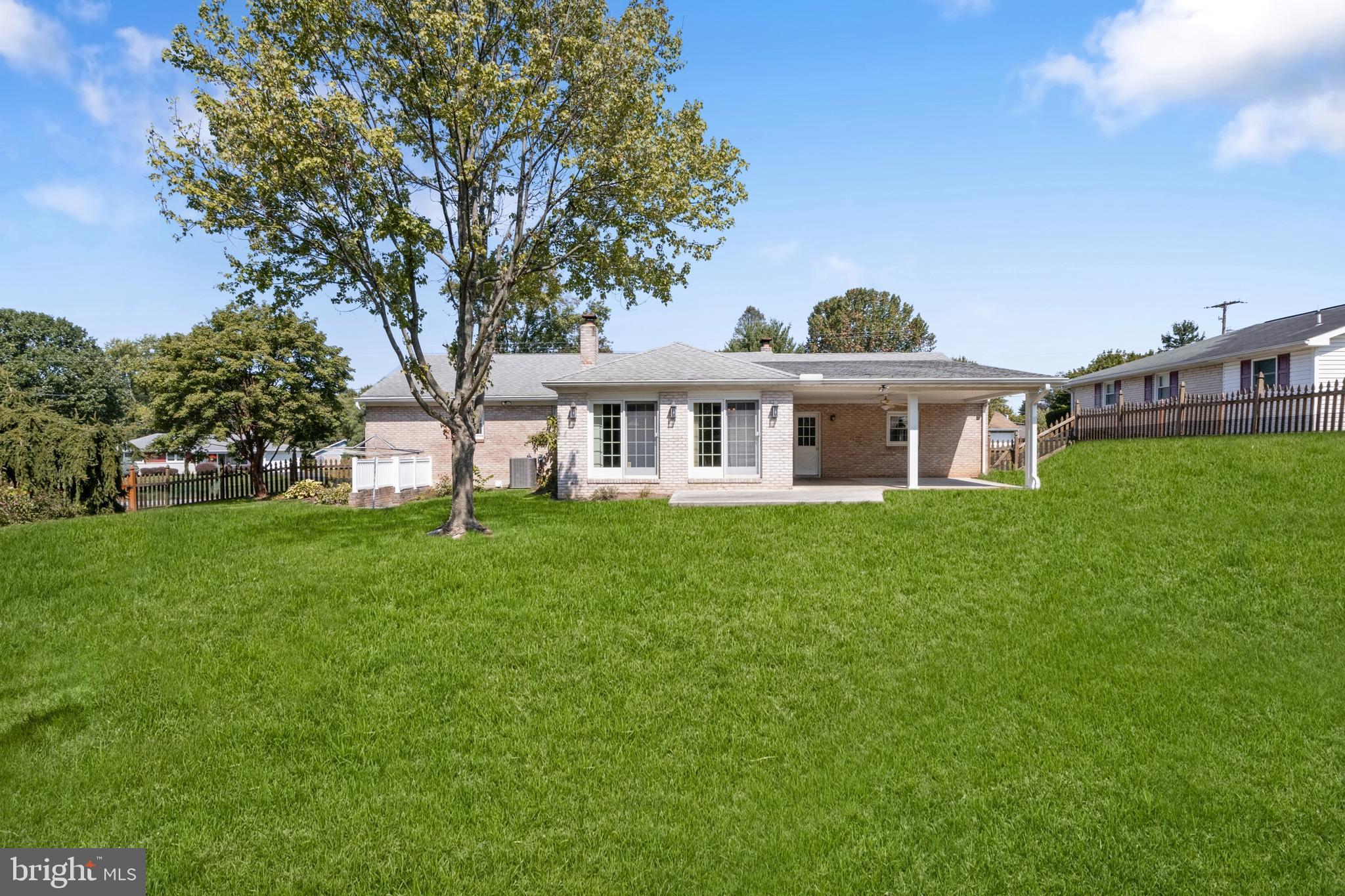 2254 Sycamore Road York, PA 17408 - Photo 8 of 37