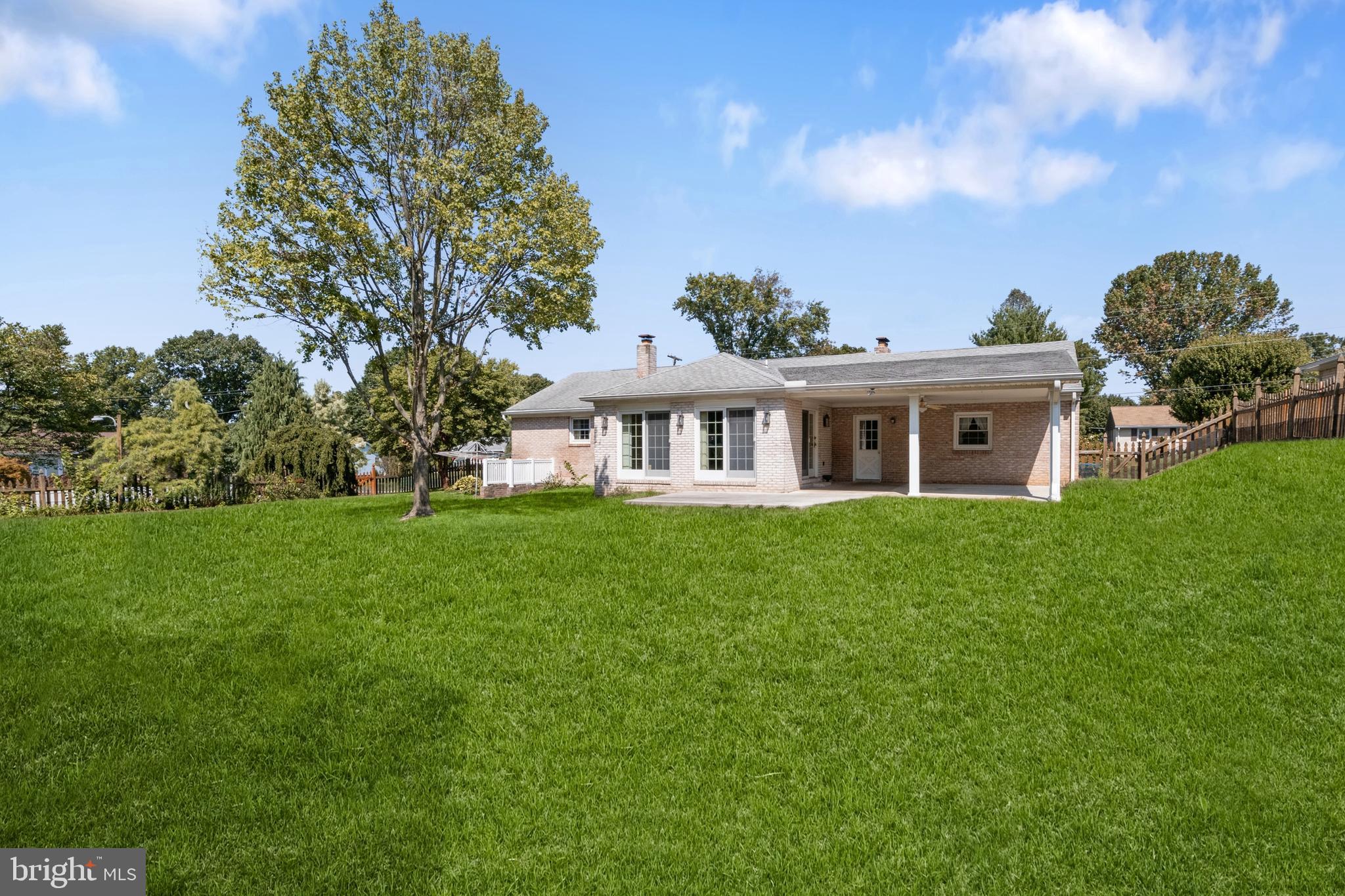 2254 Sycamore Road York, PA 17408 - Photo 9 of 37