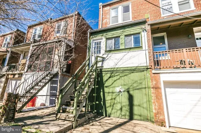 $2,400 | 321 East 29th Street, Baltimore, MD 21218