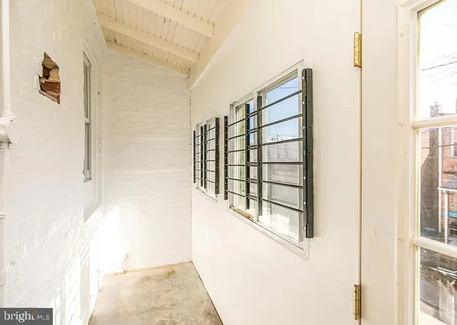 $2,400 | 321 East 29th Street, Baltimore, MD 21218