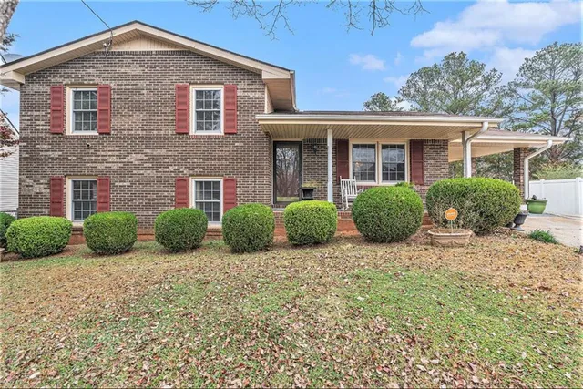$1,675 | 1913 Amberwood Court, Griffin, GA 30223