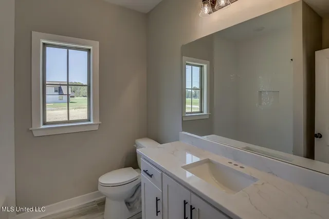 $579,900 | 1528 Tributary Drive, Hernando, MS 38632