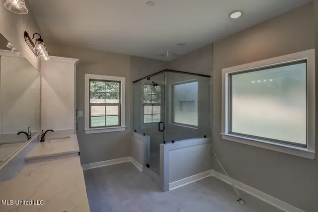 $579,900 | 1528 Tributary Drive, Hernando, MS 38632