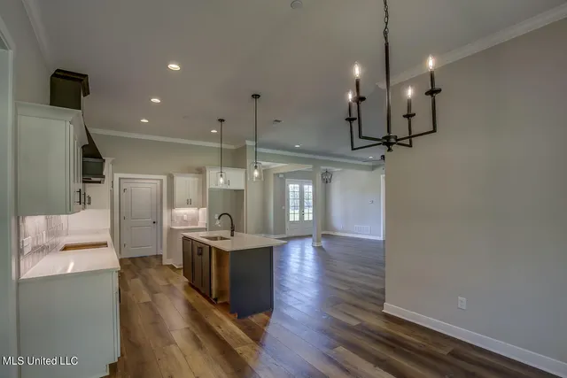 $579,900 | 1528 Tributary Drive, Hernando, MS 38632