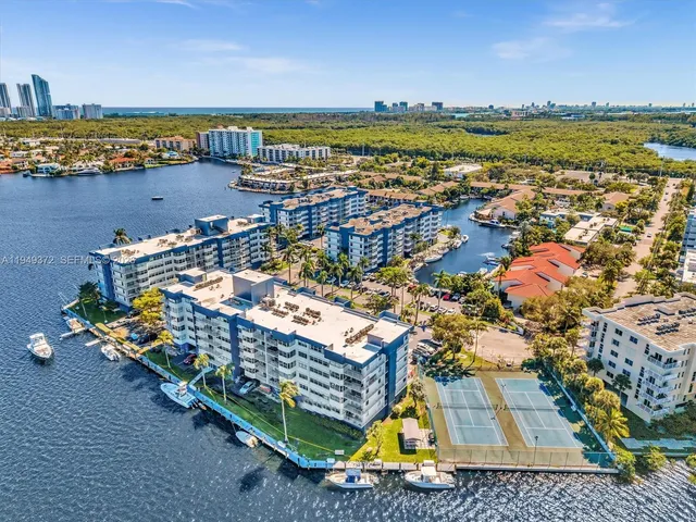 $285,000 | 16565 Northeast 26th Avenue, Unit 4E, North Miami Beach, FL 33160