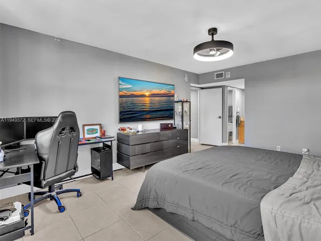 $285,000 | 16565 Northeast 26th Avenue, Unit 4E, North Miami Beach, FL 33160