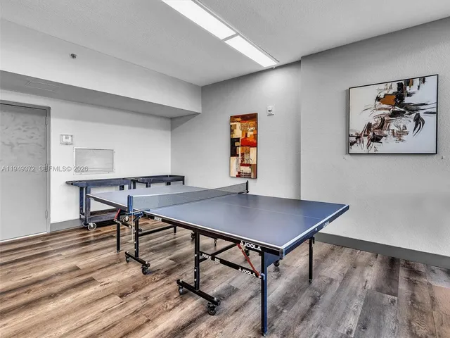 $285,000 | 16565 Northeast 26th Avenue, Unit 4E, North Miami Beach, FL 33160