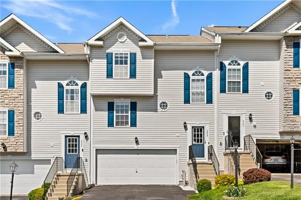 $255,000 | 3202 Canterbury Drive, Imperial, PA 15126