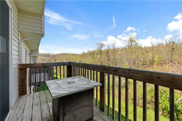 $255,000 | 3202 Canterbury Drive, Imperial, PA 15126