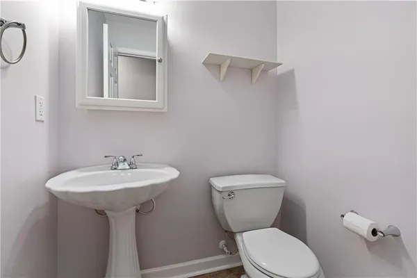 $255,000 | 3202 Canterbury Drive, Imperial, PA 15126