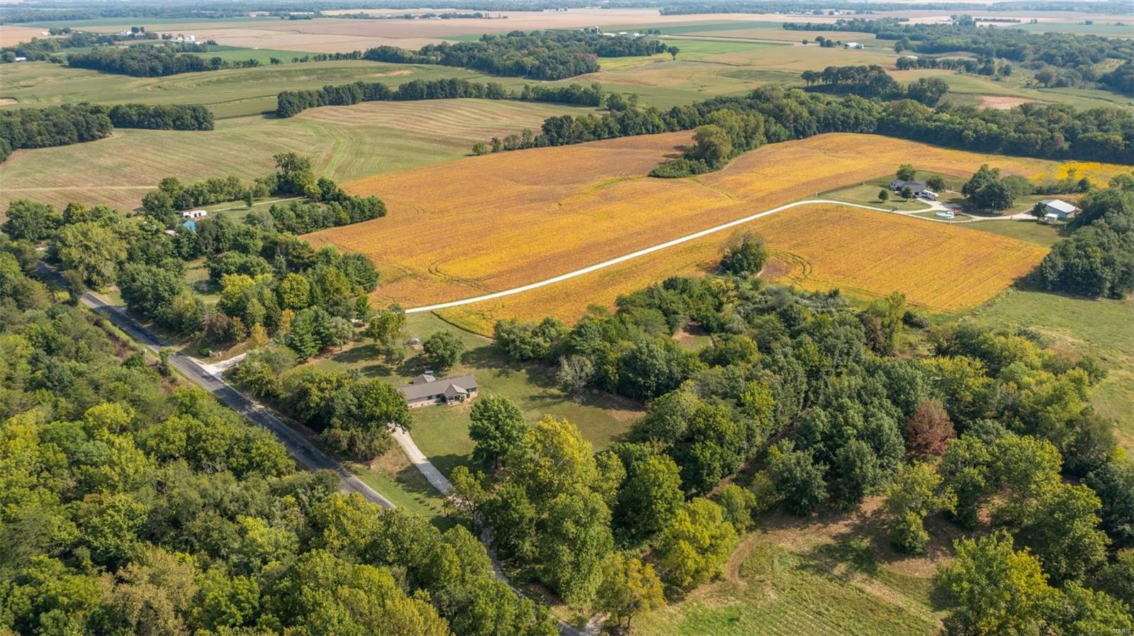 26526 Range Line Road Jerseyville, IL 62052 - Photo 12 of 27