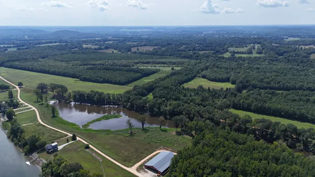 $11,000,000 | 2521 Old Ferry Road, Bath Springs, TN 38311