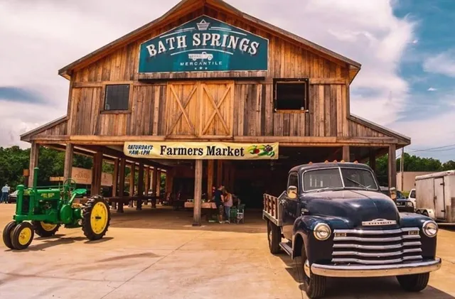 $11,000,000 | 2521 Old Ferry Road, Bath Springs, TN 38311