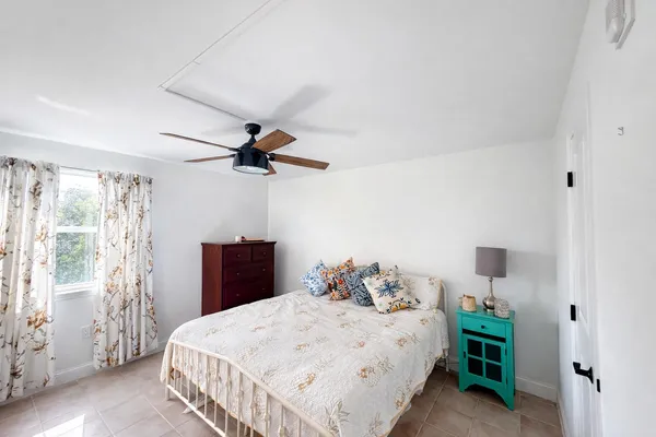 $3,200 | 200 Harborview Drive, Unit 102, Tavernier, FL 33070