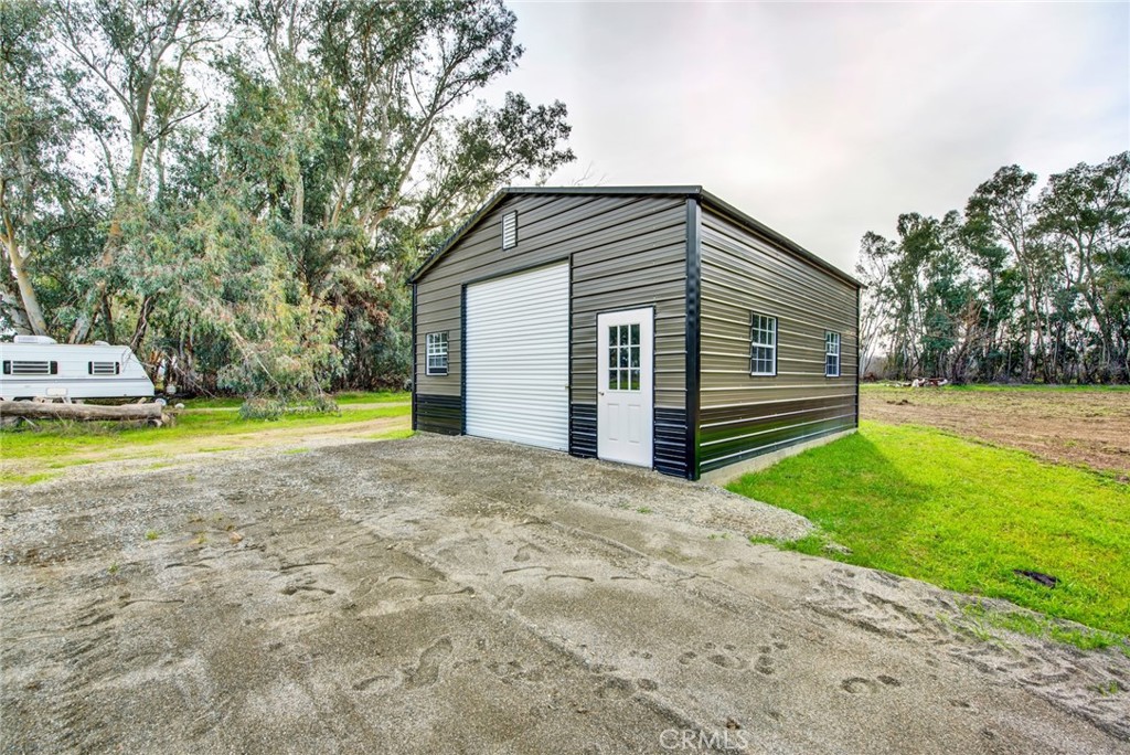 20506 Corning Road Corning, CA 96021 - Photo 36 of 53