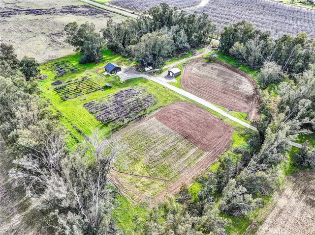 $450,000 | 20506 Corning Road, Corning, CA 96021