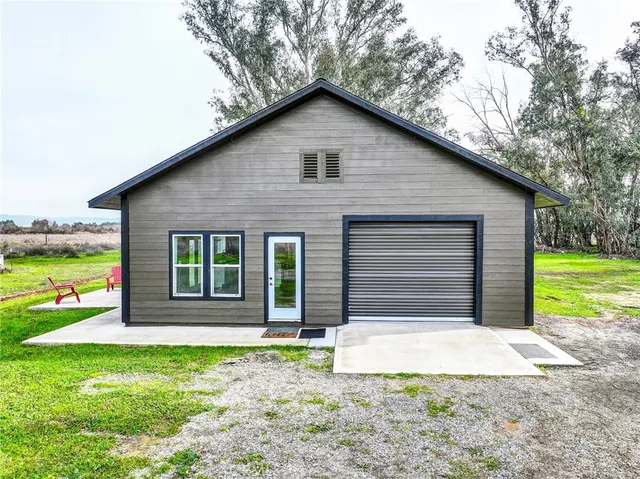 $450,000 | 20506 Corning Road, Corning, CA 96021