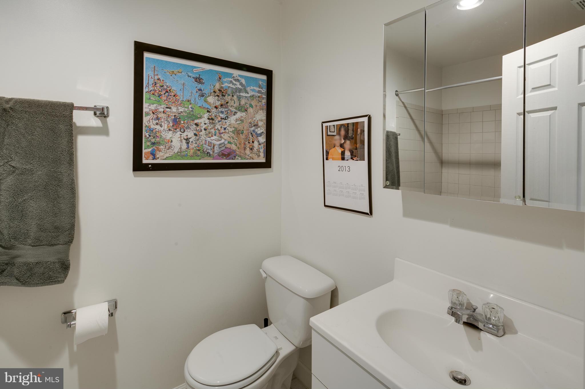 24 Stridesham Court Baltimore, MD 21209 - Photo 23 of 27 Bath