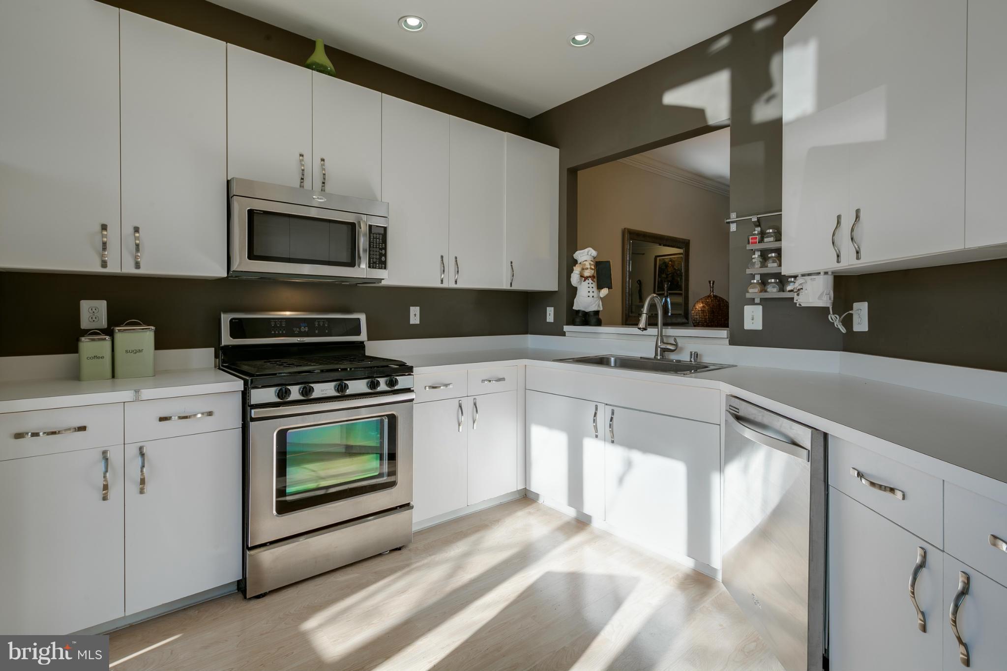 24 Stridesham Court Baltimore, MD 21209 - Photo 5 of 27 Kitchen