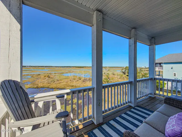 $885,000 | 127 South Boca Bay Lane, Unit A, Surf City, NC 28445