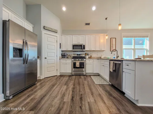 $885,000 | 127 South Boca Bay Lane, Unit A, Surf City, NC 28445