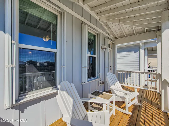 $885,000 | 127 South Boca Bay Lane, Unit A, Surf City, NC 28445