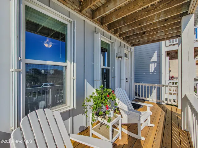 $885,000 | 127 South Boca Bay Lane, Unit A, Surf City, NC 28445