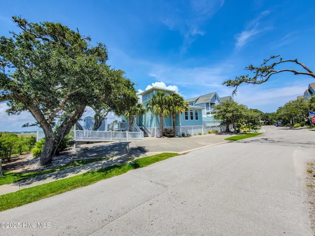 $885,000 | 127 South Boca Bay Lane, Unit A, Surf City, NC 28445