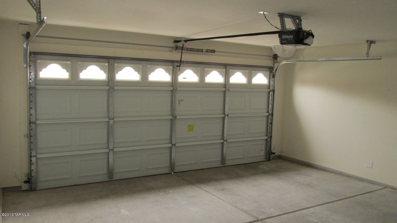 10855 East New Rock Ridge Drive Vail, AZ 85641 - Photo 31 of 34 a view of a garage