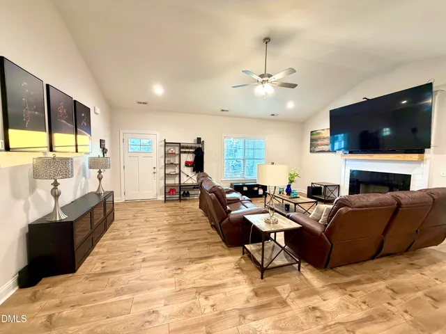 $314,900 | 228 Ridgemoore Court, Four Oaks, NC 27524