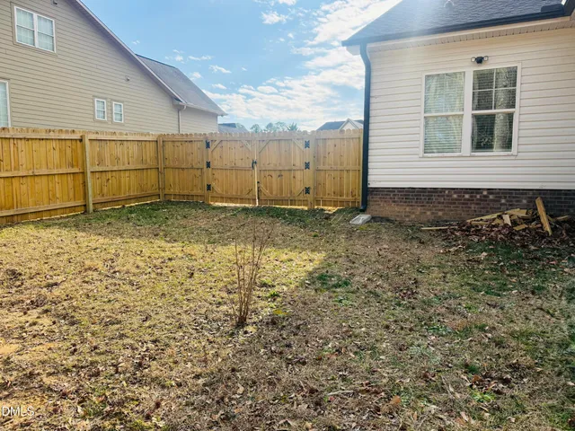 $314,900 | 228 Ridgemoore Court, Four Oaks, NC 27524