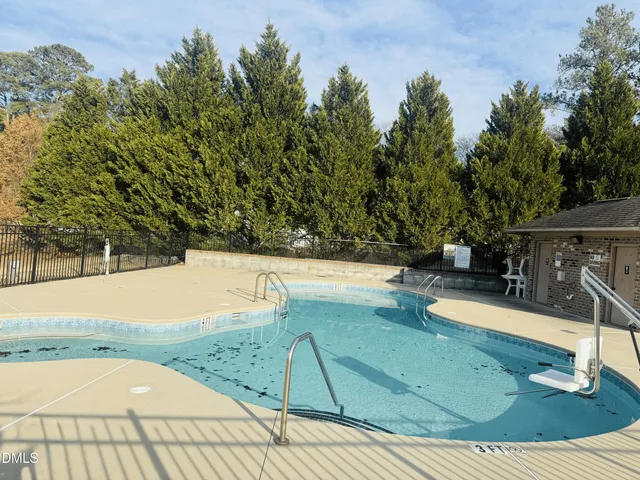 $314,900 | 228 Ridgemoore Court, Four Oaks, NC 27524