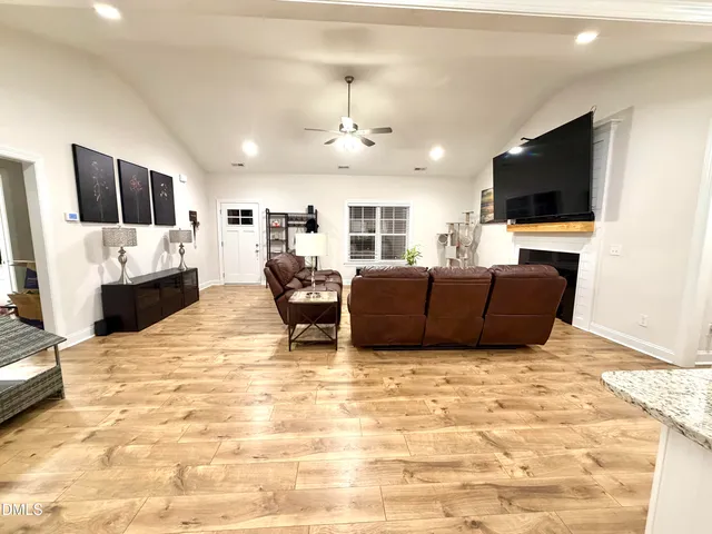 $314,900 | 228 Ridgemoore Court, Four Oaks, NC 27524