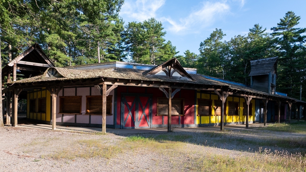 235 South Main Street Carver, MA 02330 - Photo 27 of 34 a view of outdoor space