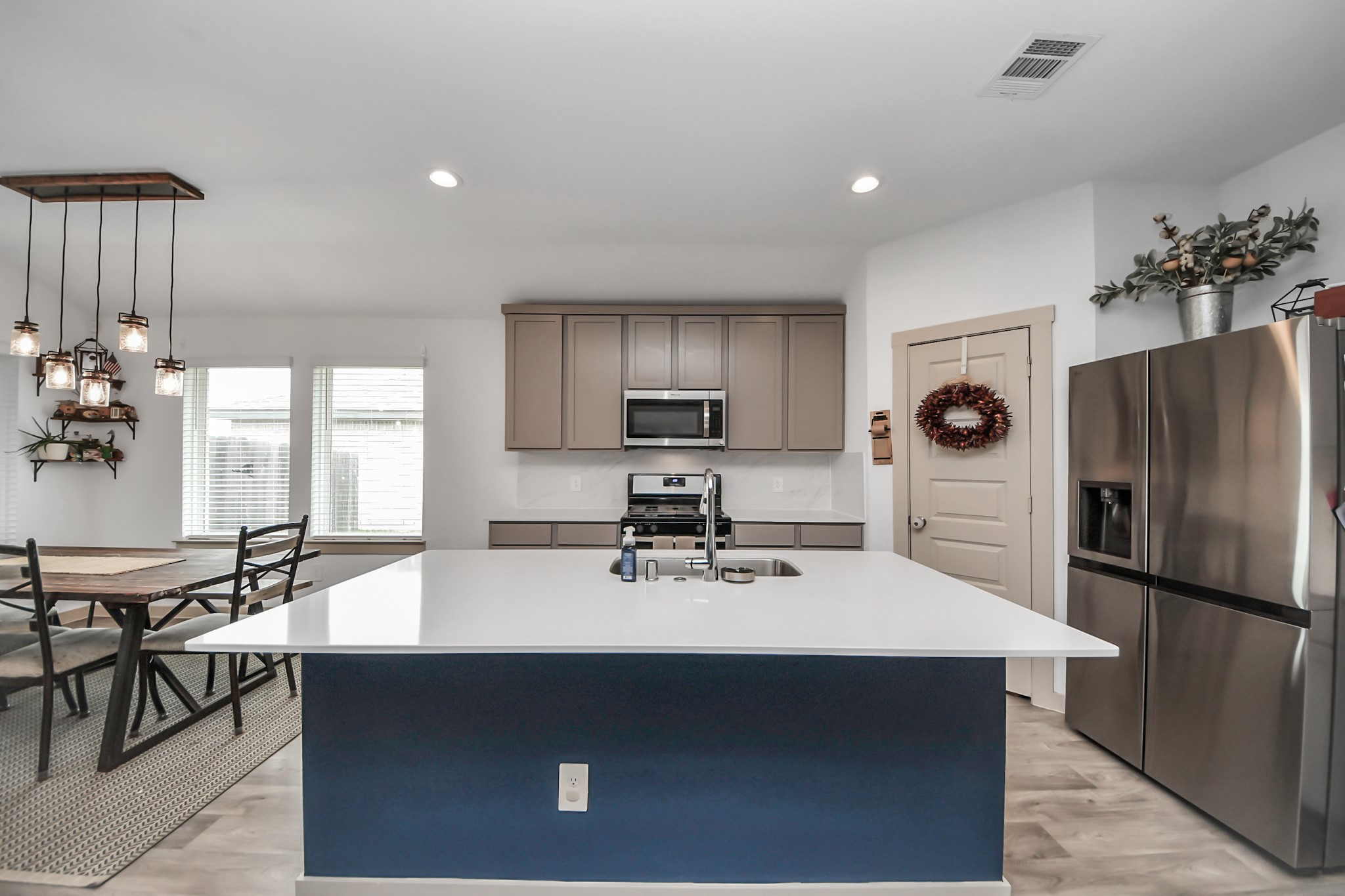 14519 Raintree Drive Baytown, TX 77523 - Photo 6 of 19