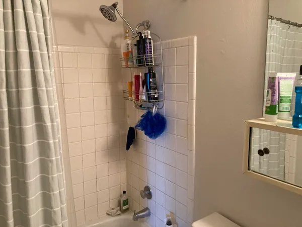 $1,295 | 1315 East Elmdale Court, Shorewood, WI 53211