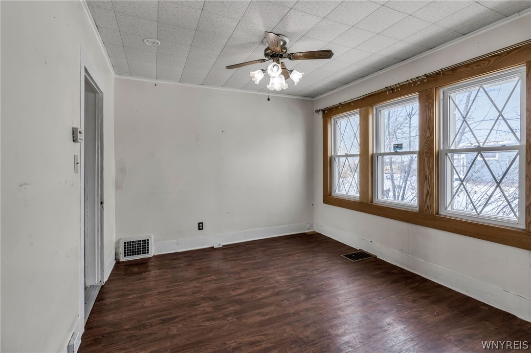 188 Cayuga Road Cheektowaga, NY 14225 - Photo 11 of 31