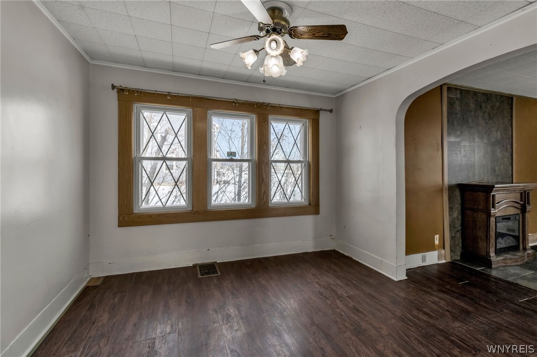 188 Cayuga Road Cheektowaga, NY 14225 - Photo 12 of 31