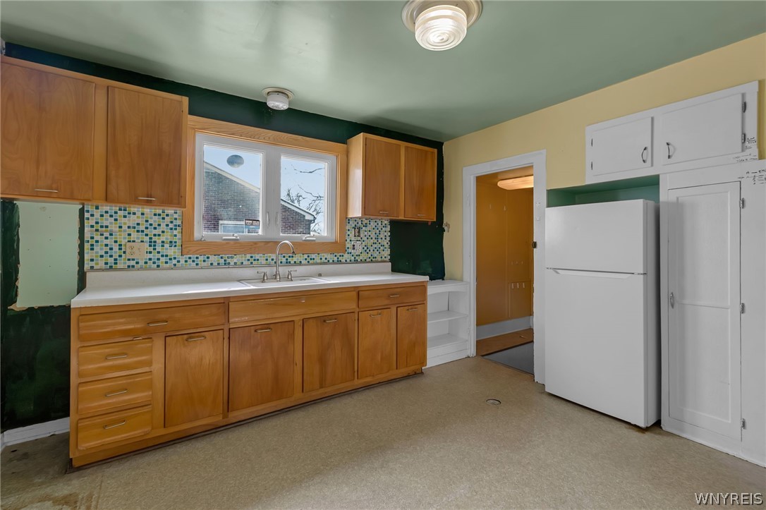 188 Cayuga Road Cheektowaga, NY 14225 - Photo 13 of 31