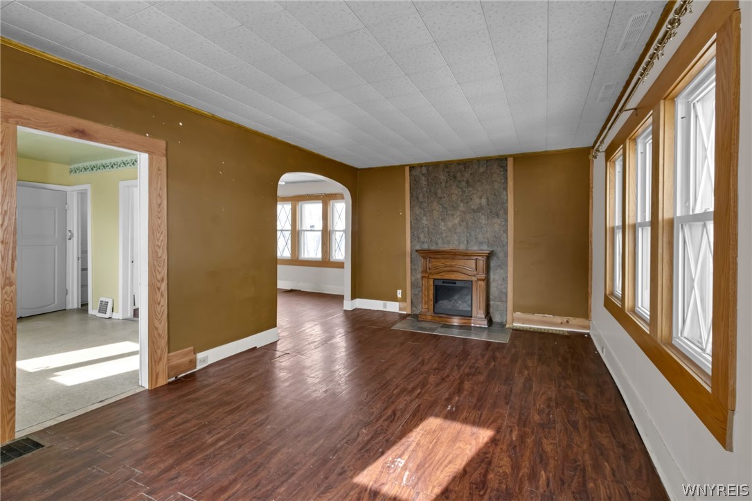 188 Cayuga Road Cheektowaga, NY 14225 - Photo 6 of 31