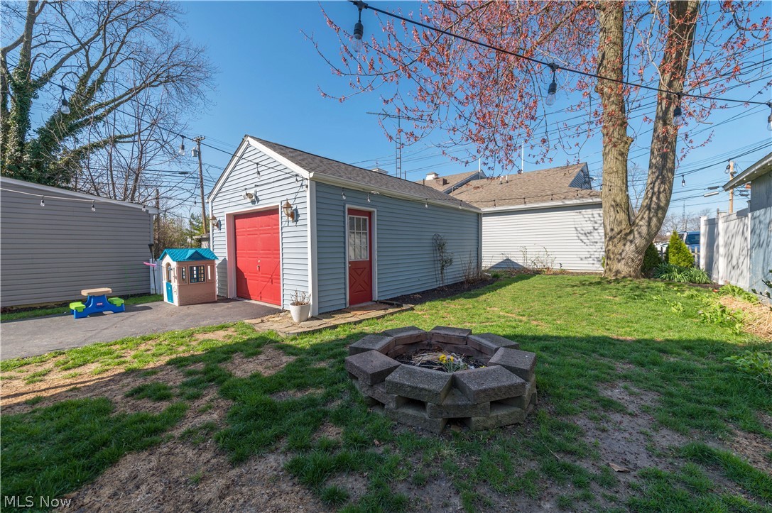 686 Perry Street Vermilion, OH 44089 - Photo 43 of 49