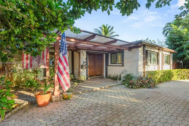 $1,448,000 | 8115 Southwest 92nd Court, Miami, FL 33173