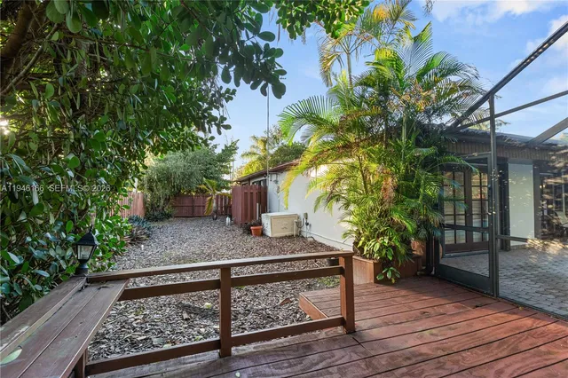 $1,448,000 | 8115 Southwest 92nd Court, Miami, FL 33173