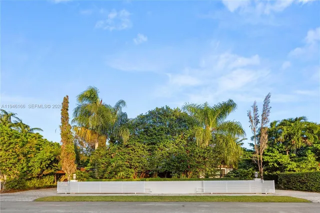 $1,448,000 | 8115 Southwest 92nd Court, Miami, FL 33173