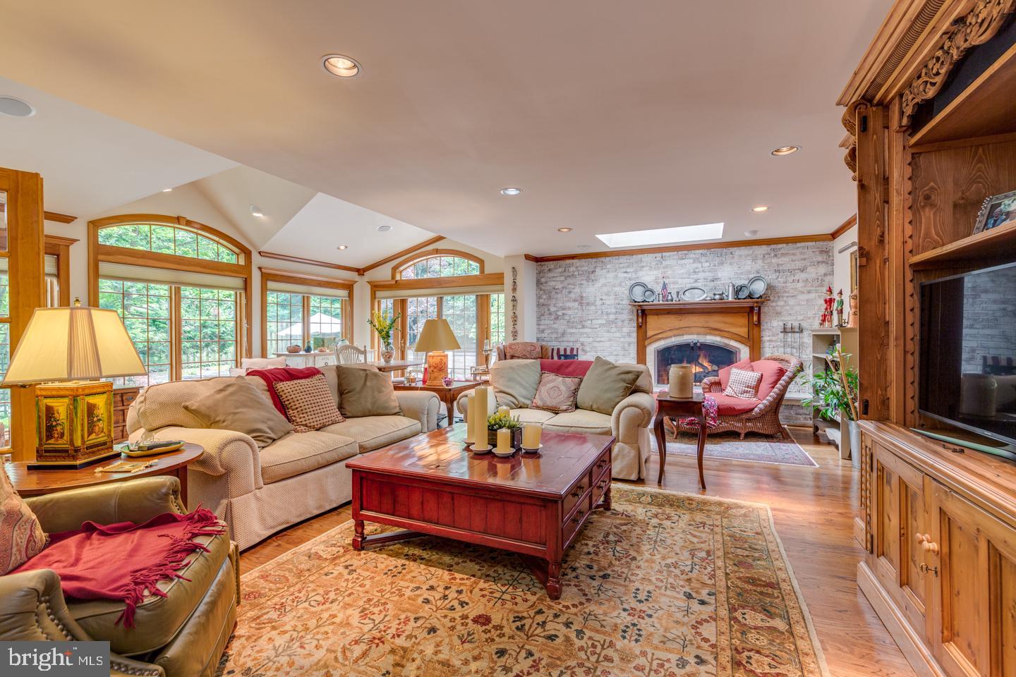 8 Thackery Lane Cherry Hill, NJ 08003 - Photo 13 of 51 Great room