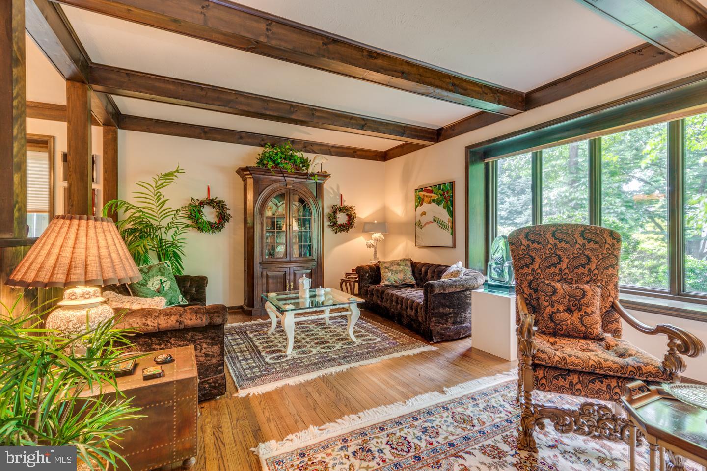 8 Thackery Lane Cherry Hill, NJ 08003 - Photo 26 of 51 Living room