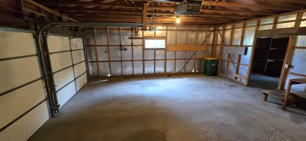 $164,900 | 503 Hawthorne Drive, Marshall, MN 56258